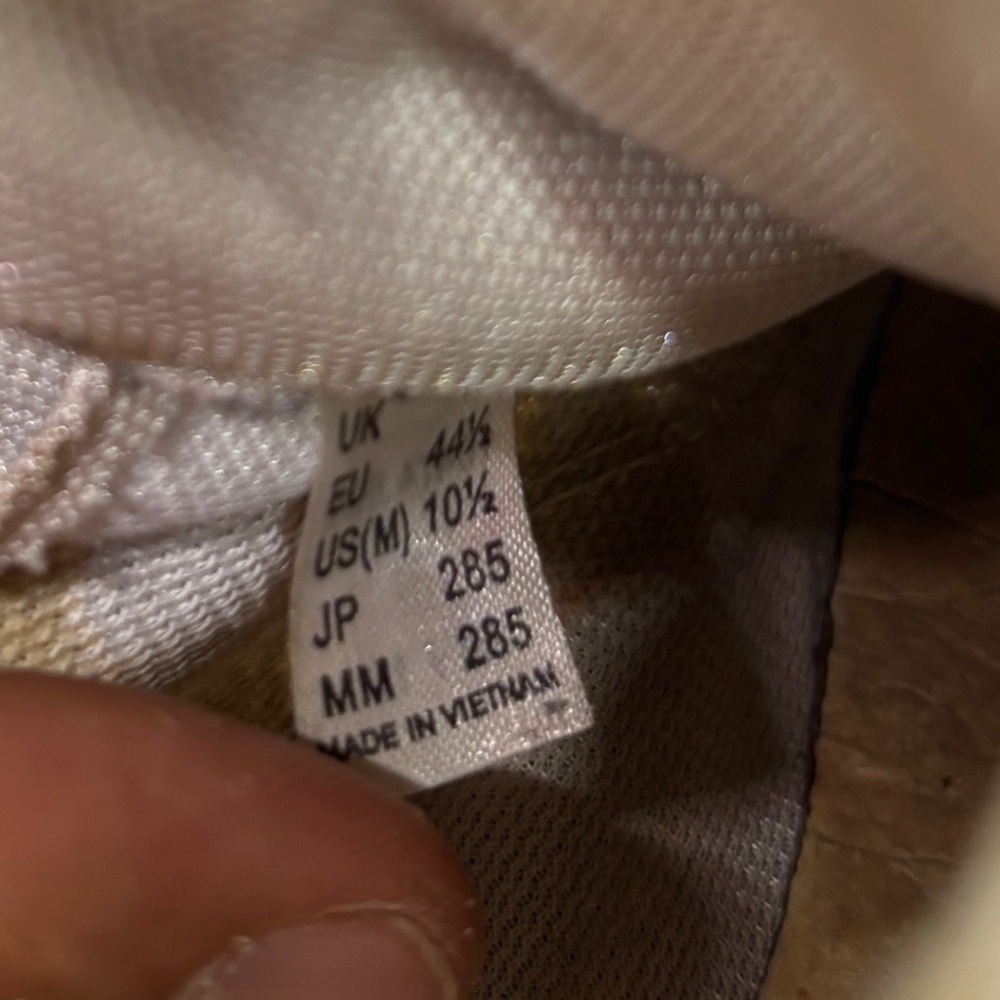 Helly Hansen Cream and Black Athletic Shoes EU 44.5 US 10.5 - Picture 3 of 10